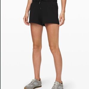 On the Fly Mid-Rise Short 2.5"